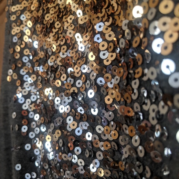 Sequin tank top - Picture 3 of 4
